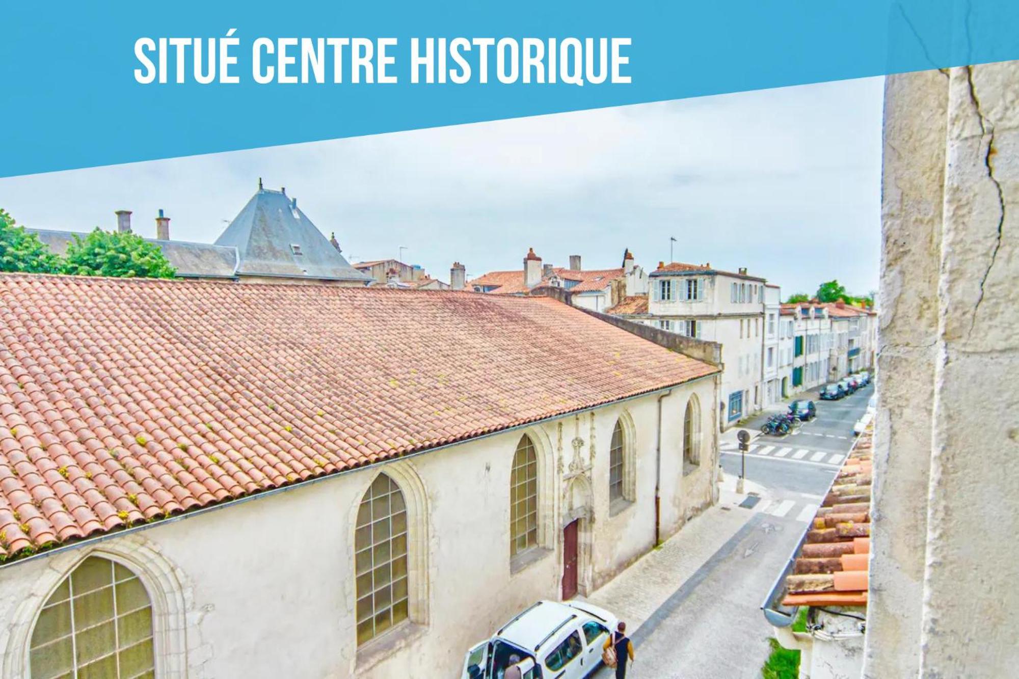 לה רושל Repaire Central - Chic & Moderne - Wifi Gratuit - Parfaitement Equipe - Centre-Ville Historique מראה חיצוני תמונה